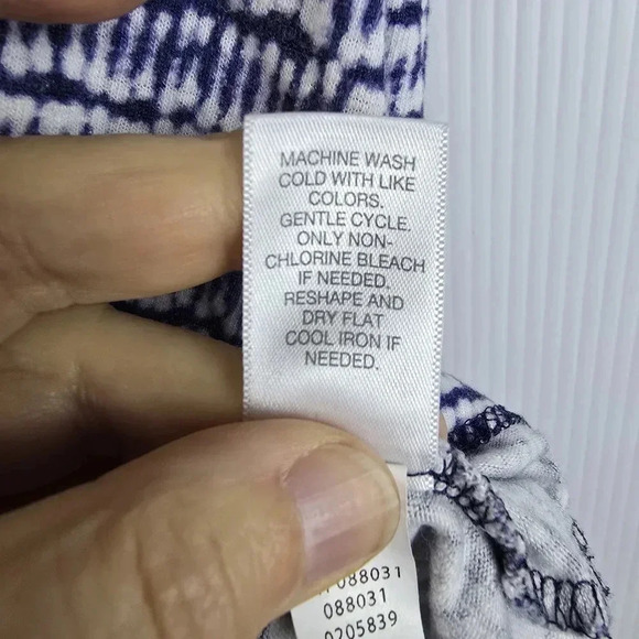 J.Jill blue & white seamed asymmetrical tee Linen & Rayon Blend Breathable SizeM - Picture 9 of 10